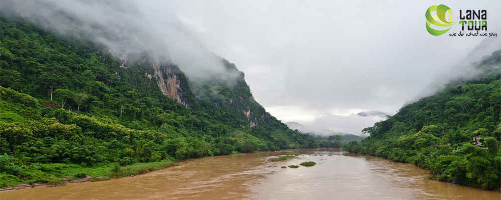 Nong Khiaw